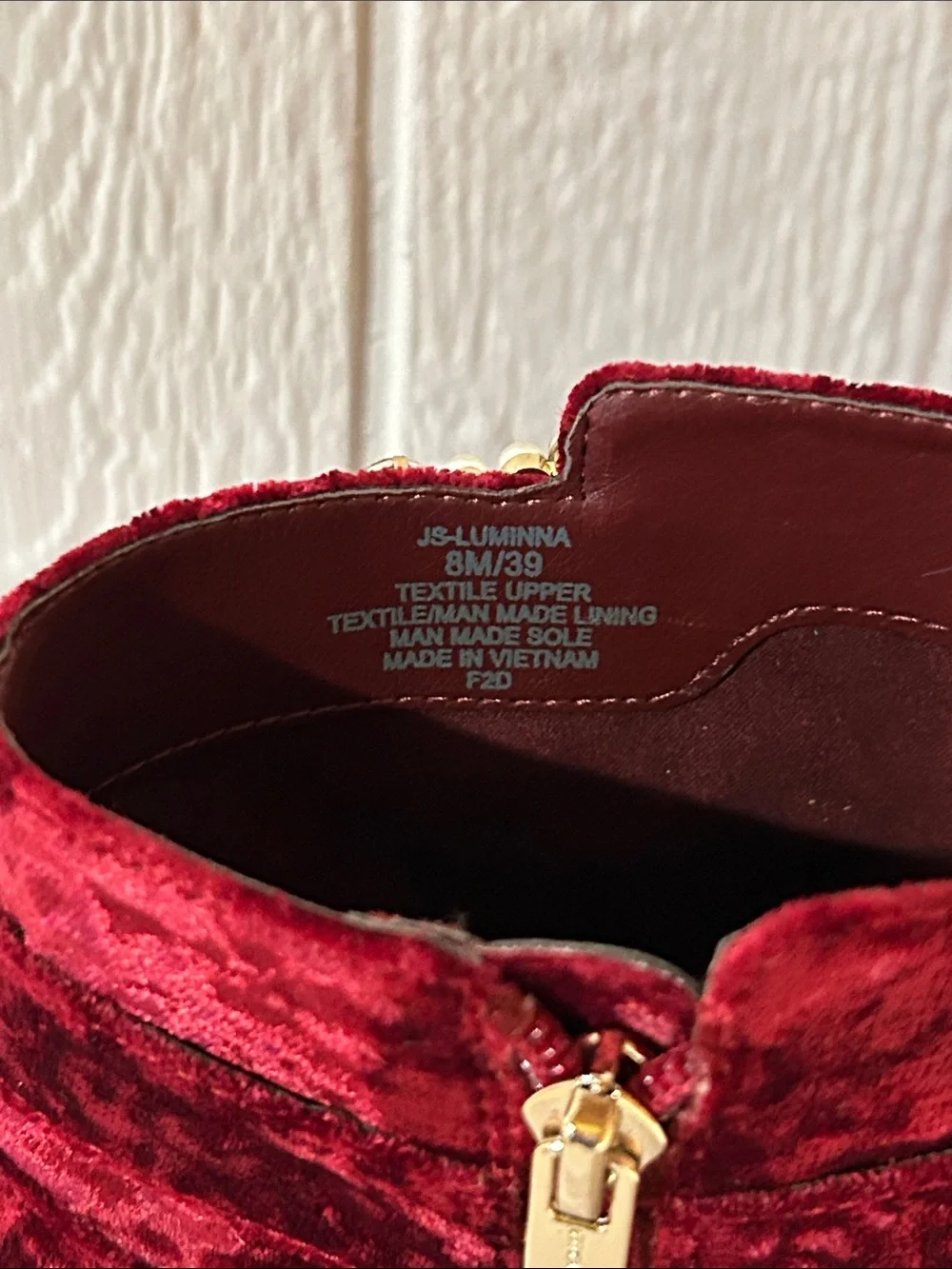Jessica Simpson rich velvet